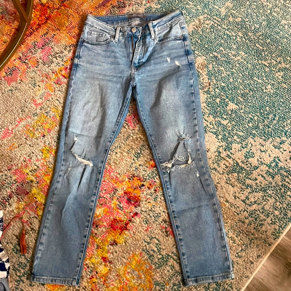 Just USA light wash distressed jeans